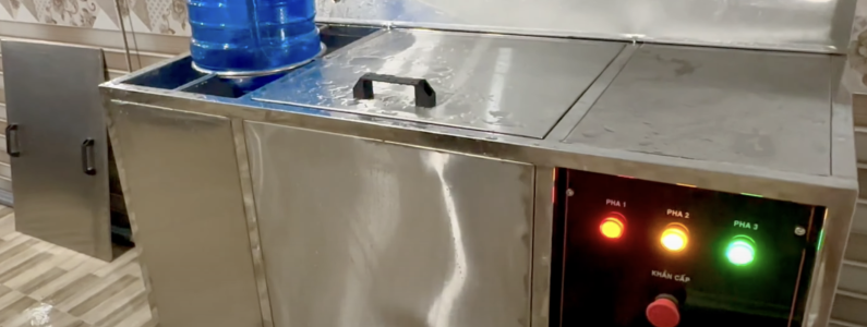 Tại sao nên đầu tư máy rửa bình thay vì rửa thủ công?