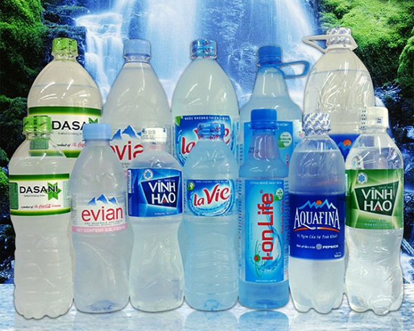 thiết kế nhãn chai nước suối